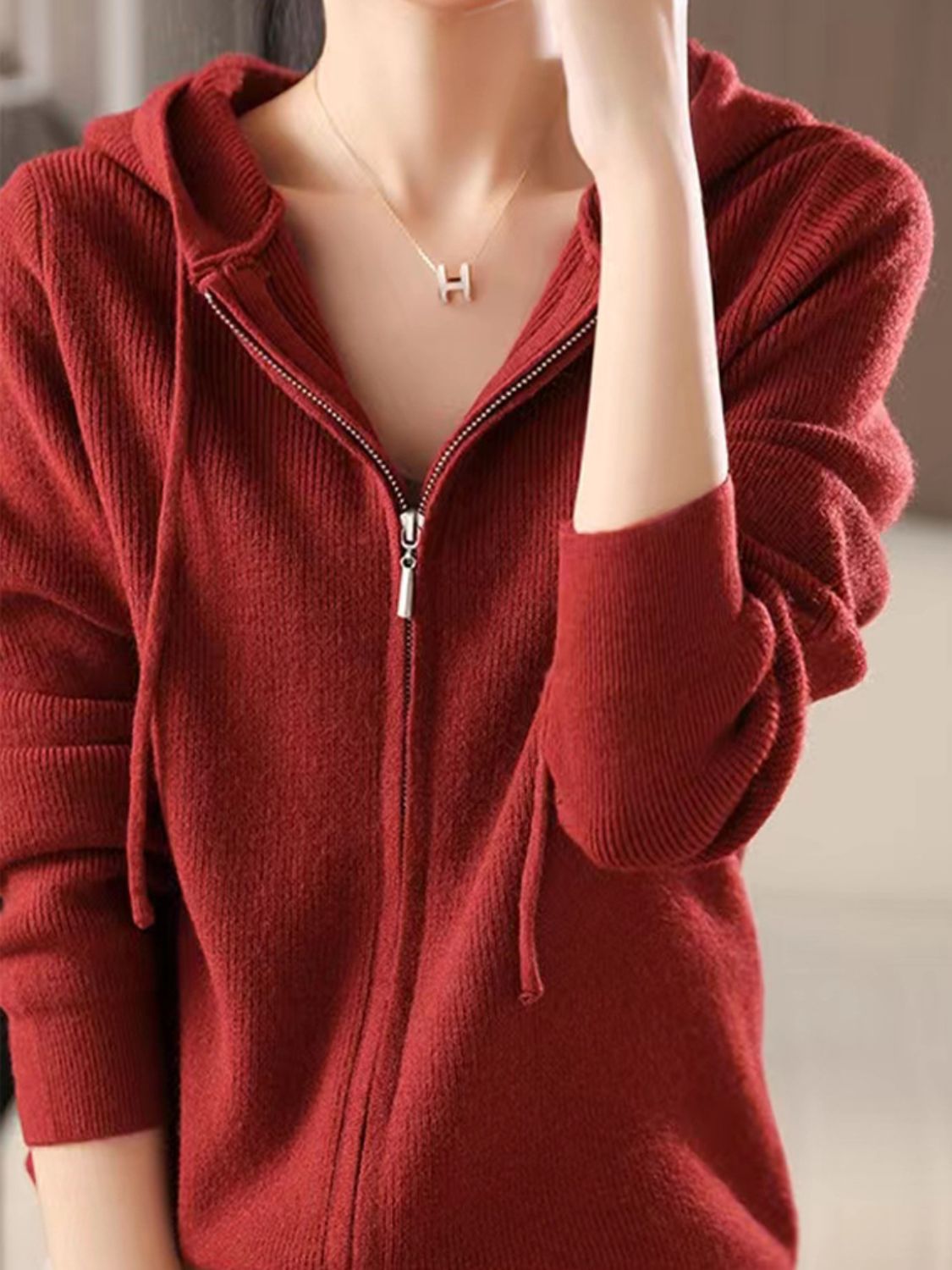 Drawstring zip up long sleeve hooded sweater - scarlet / one size