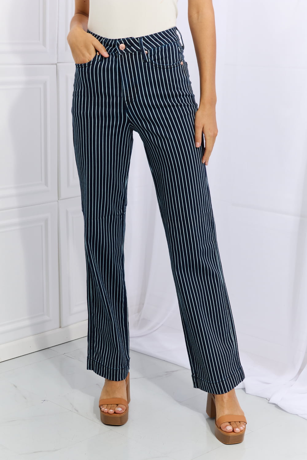 Judy blue cassidy full size high waisted tummy control striped straight jeans