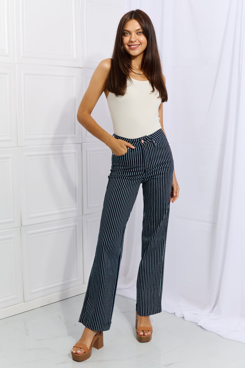 Judy blue cassidy full size high waisted tummy control striped straight jeans