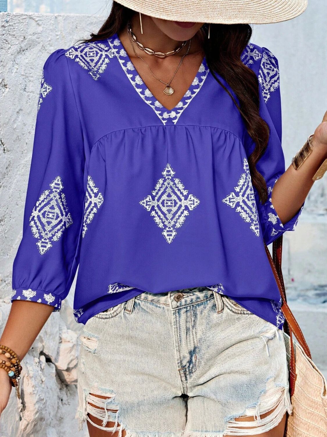 Printed v-neck three-quarter sleeve blouse - royal blue / s