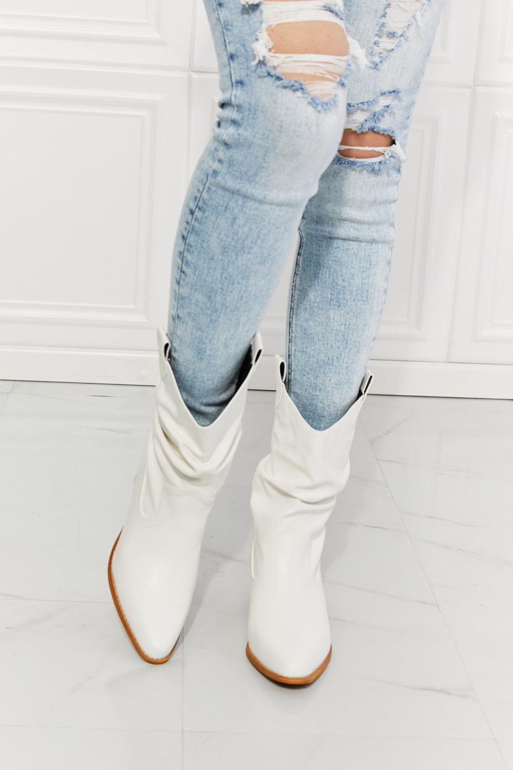 Mmshoes better in texas scrunch cowboy boots white