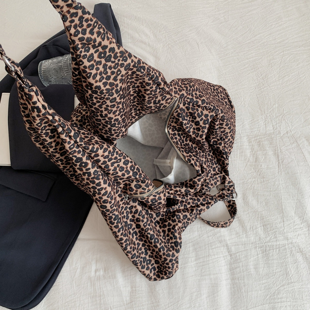 Leopard polyester tote bag