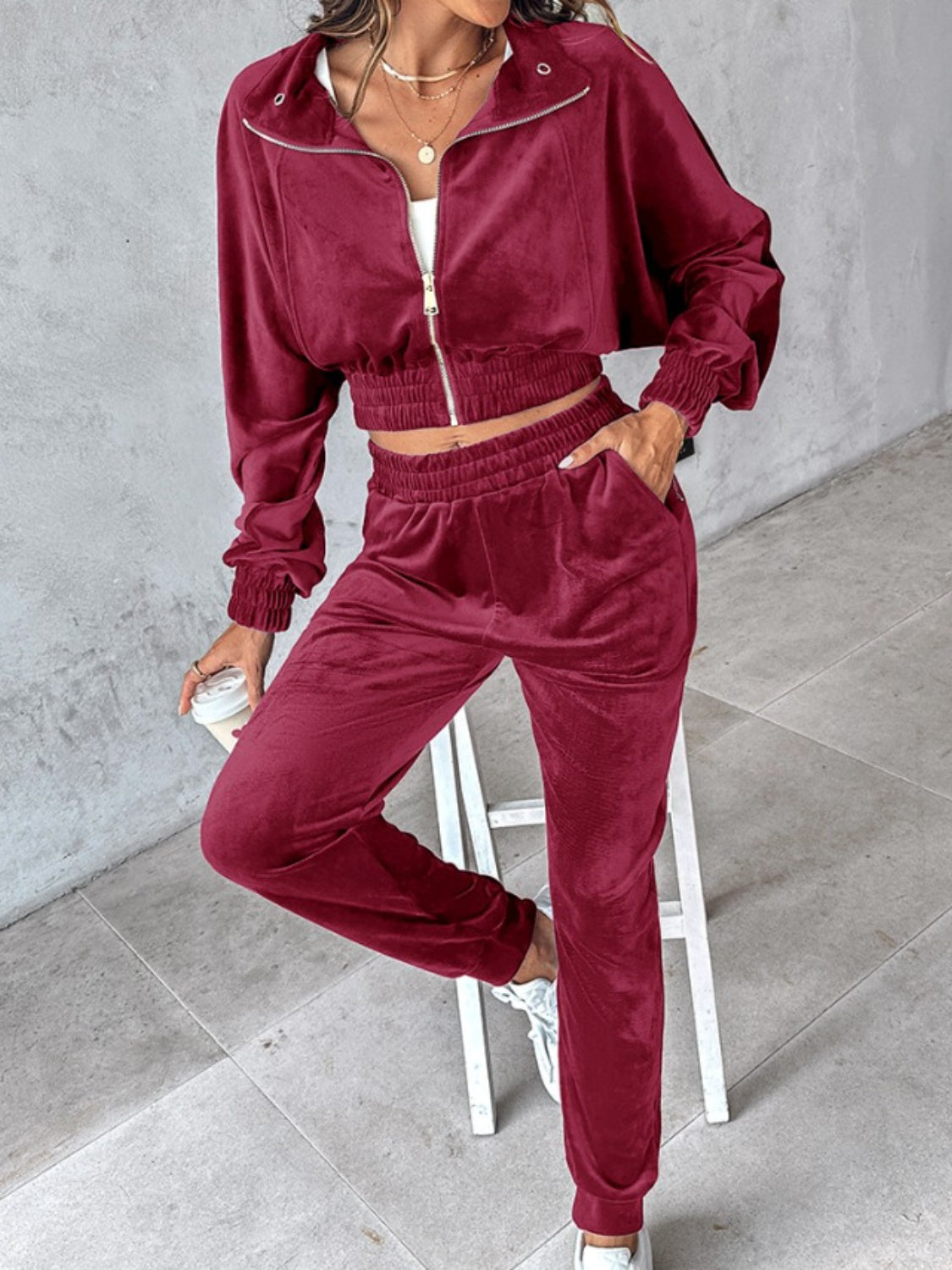 Zip up long sleeve cropped top and joggers set - burgundy / s