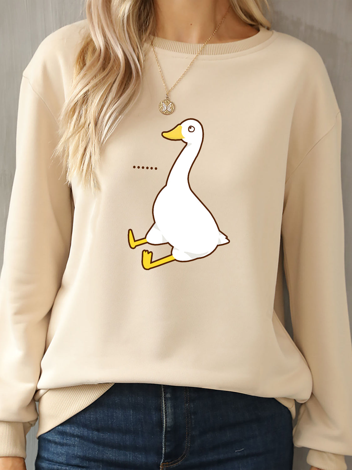 Goose graphic round neck sweatshirt - tan / s