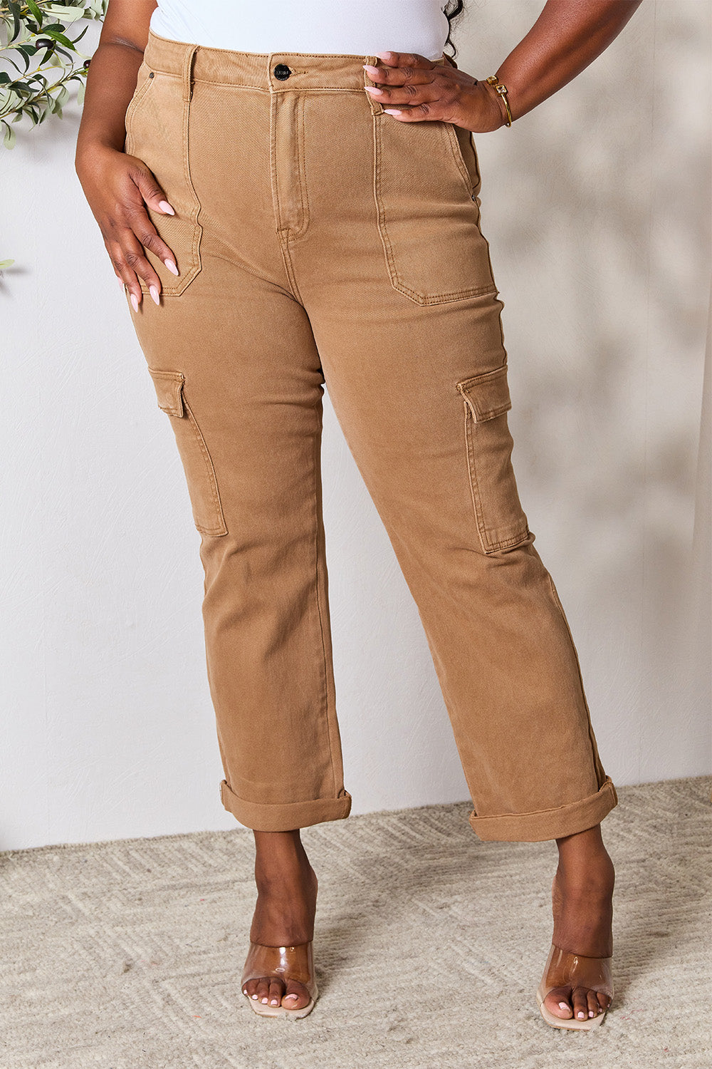 Risen full size high waist straight jeans with pockets