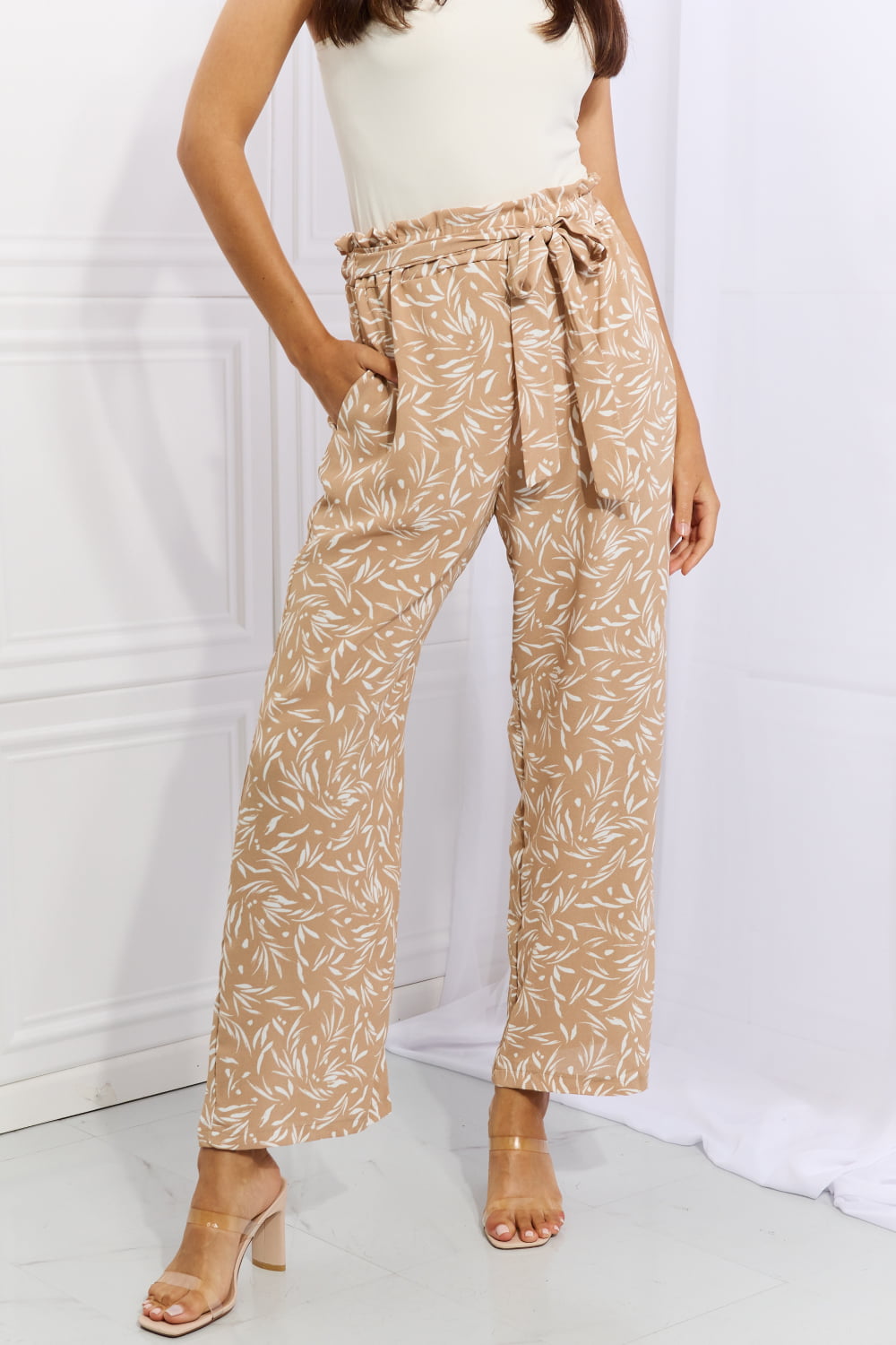 Heimish right angle full size geometric printed pants in tan - khaki / s