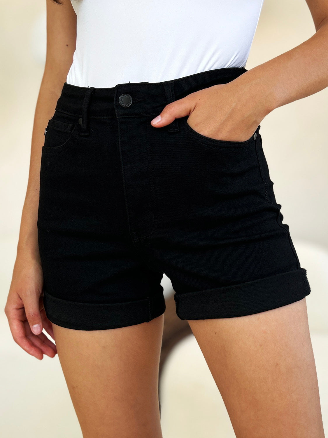 Judy blue full size high waist tummy control cuffed denim shorts - black / s