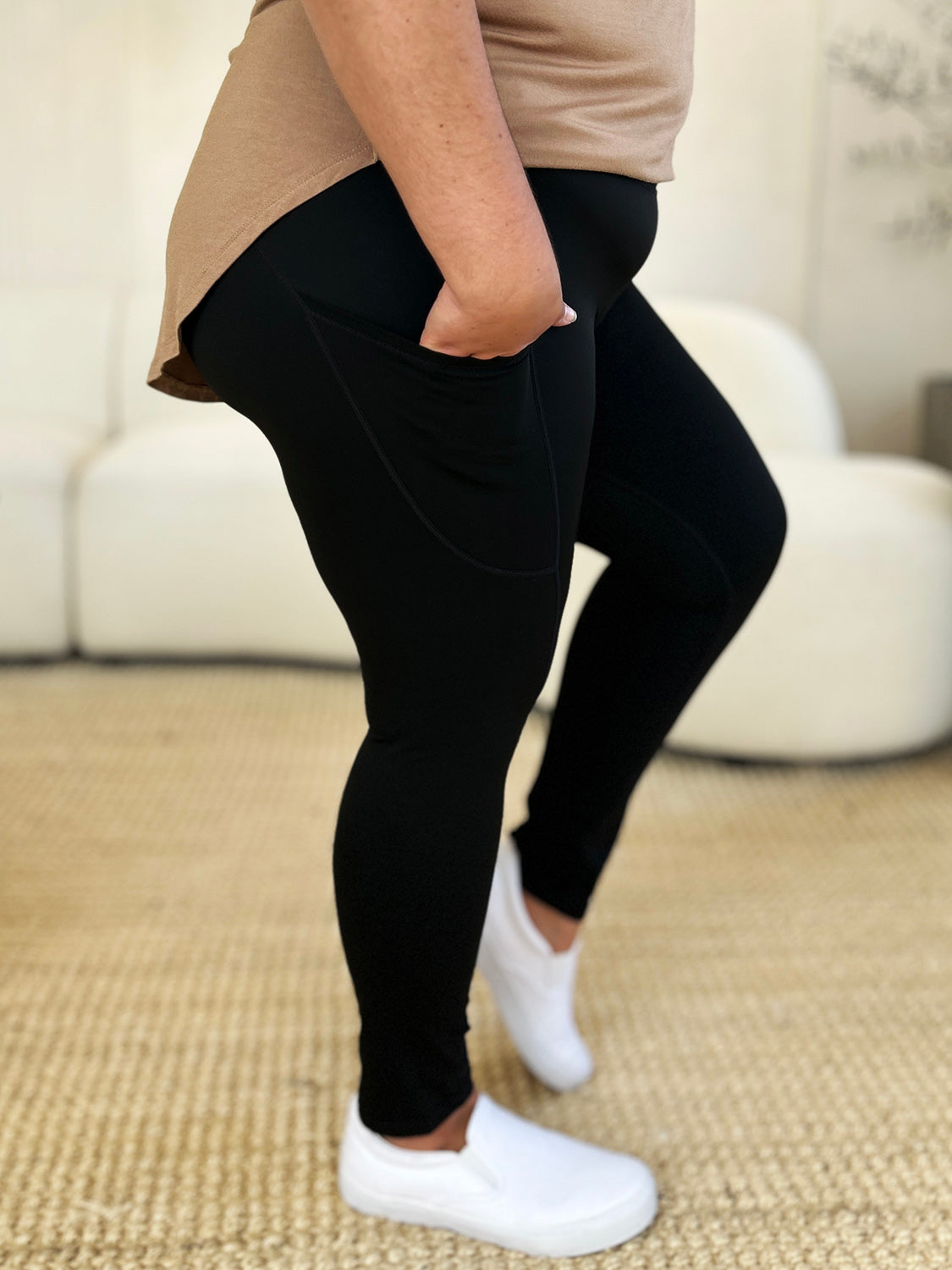 Wide waistband sports leggings