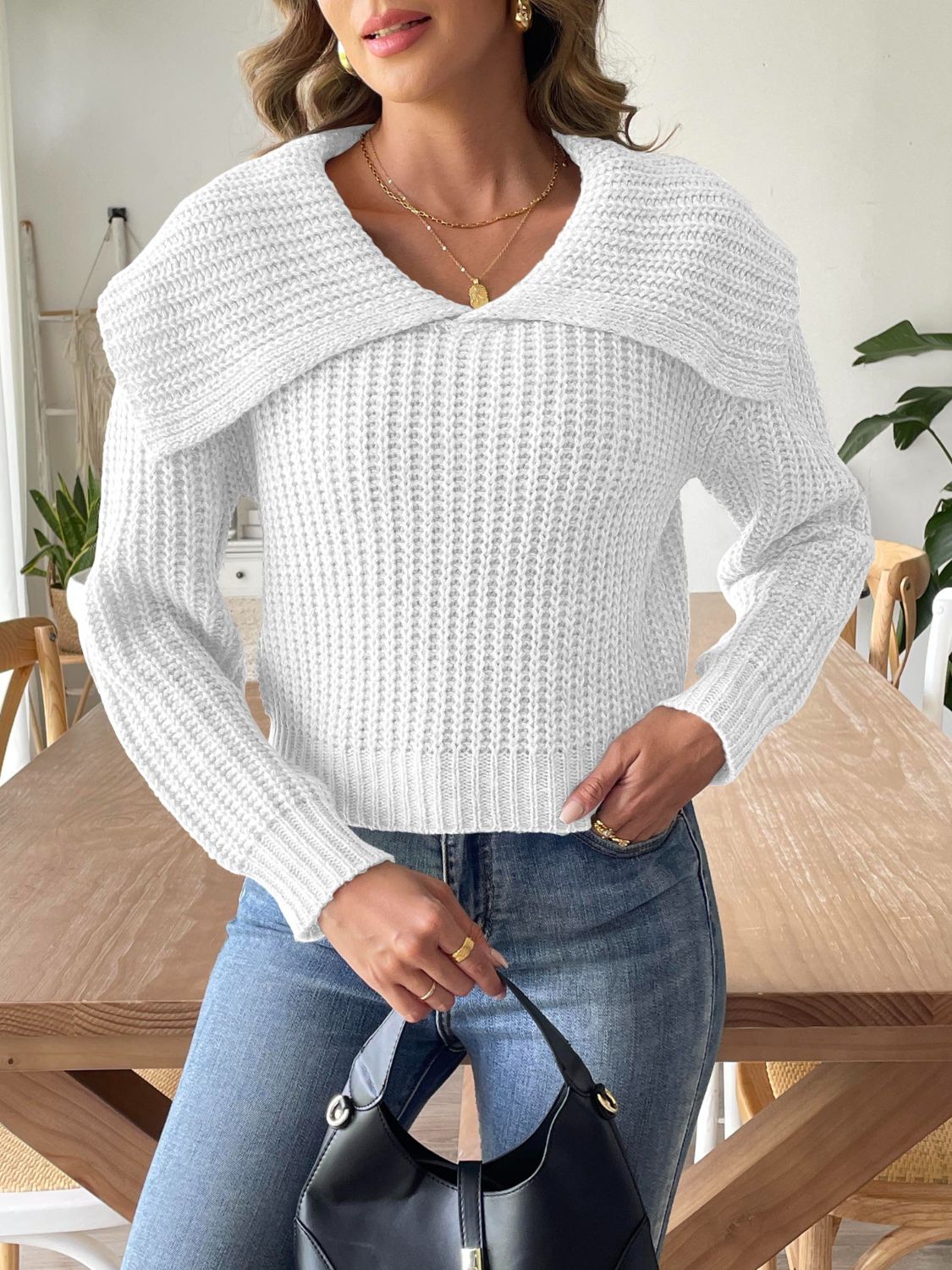 Cable-knit long sleeve sweater - white / s