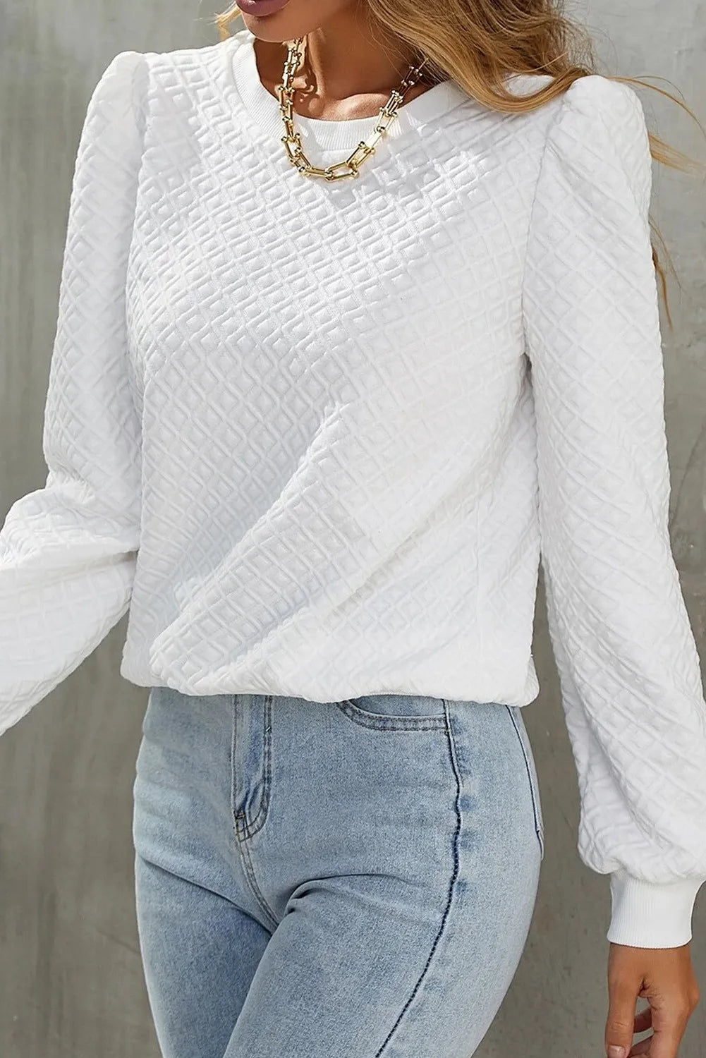 Textured round neck long sleeve top - white / s