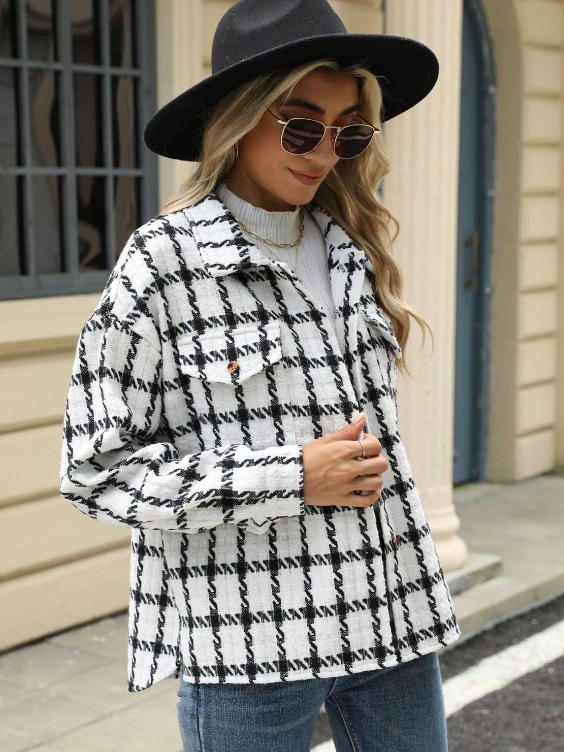 Plaid collared neck long sleeve jacket