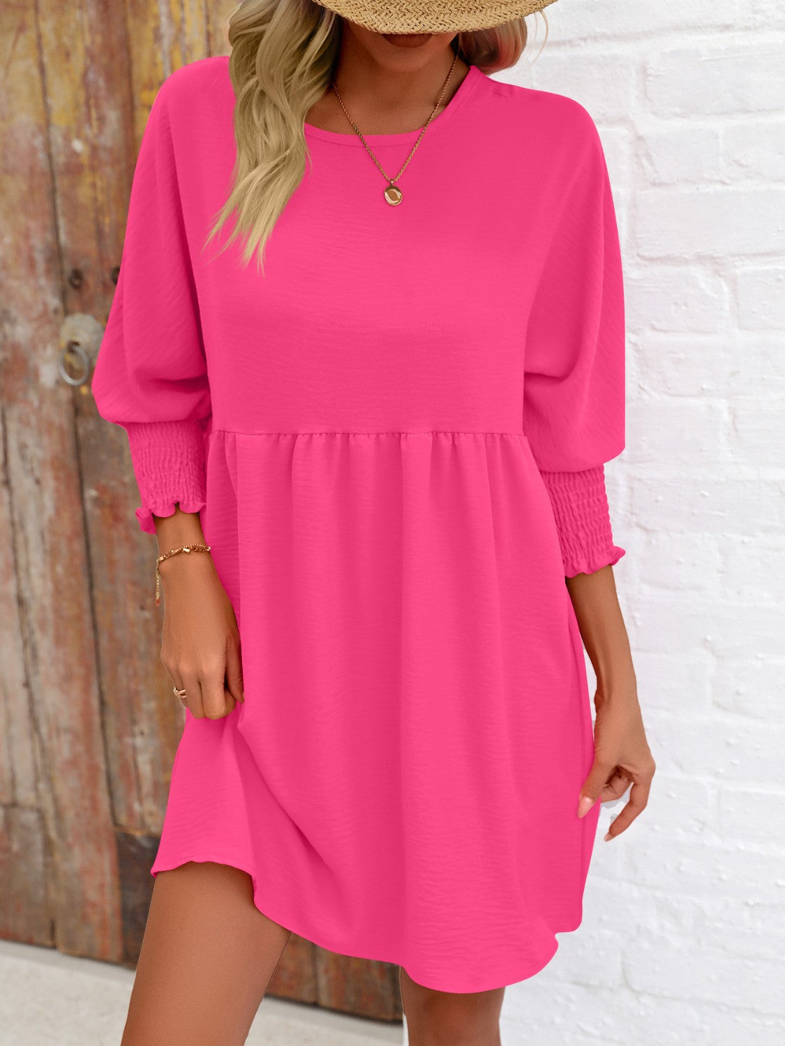 Round neck lantern sleeve mini dress