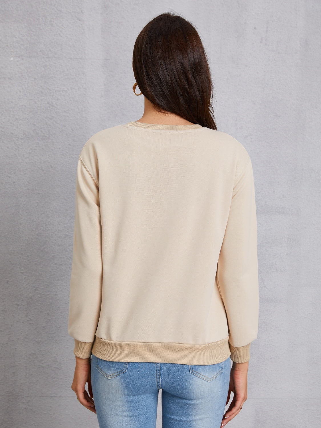 Cafe round neck dropped shoulder sweatshirt