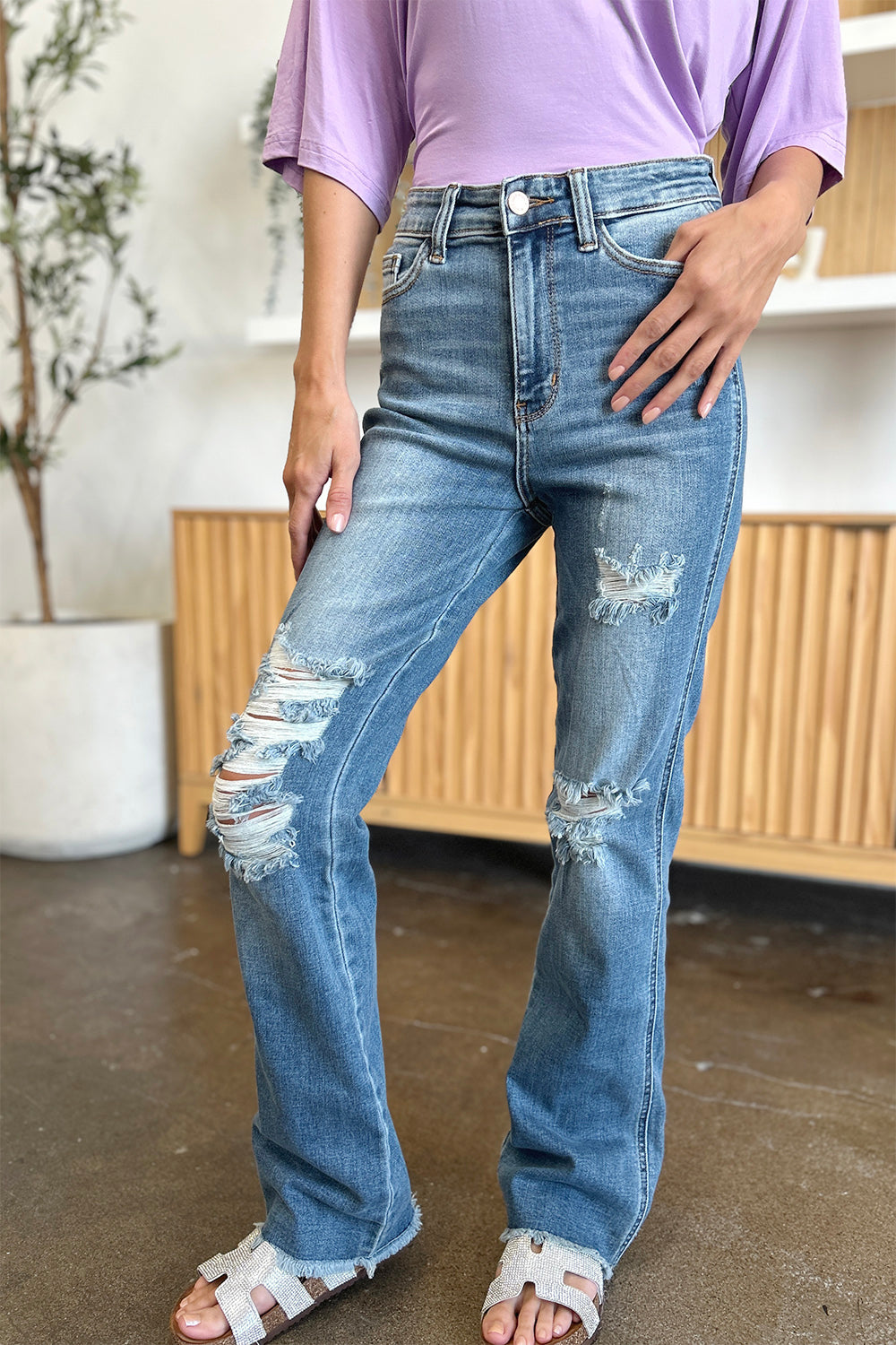 Judy blue full size distressed raw hem bootcut jeans