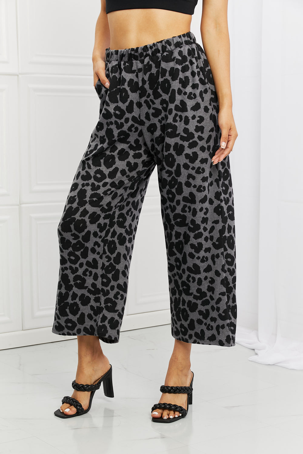 Bombom stay cozy pattern wide leg pants - leopard / s