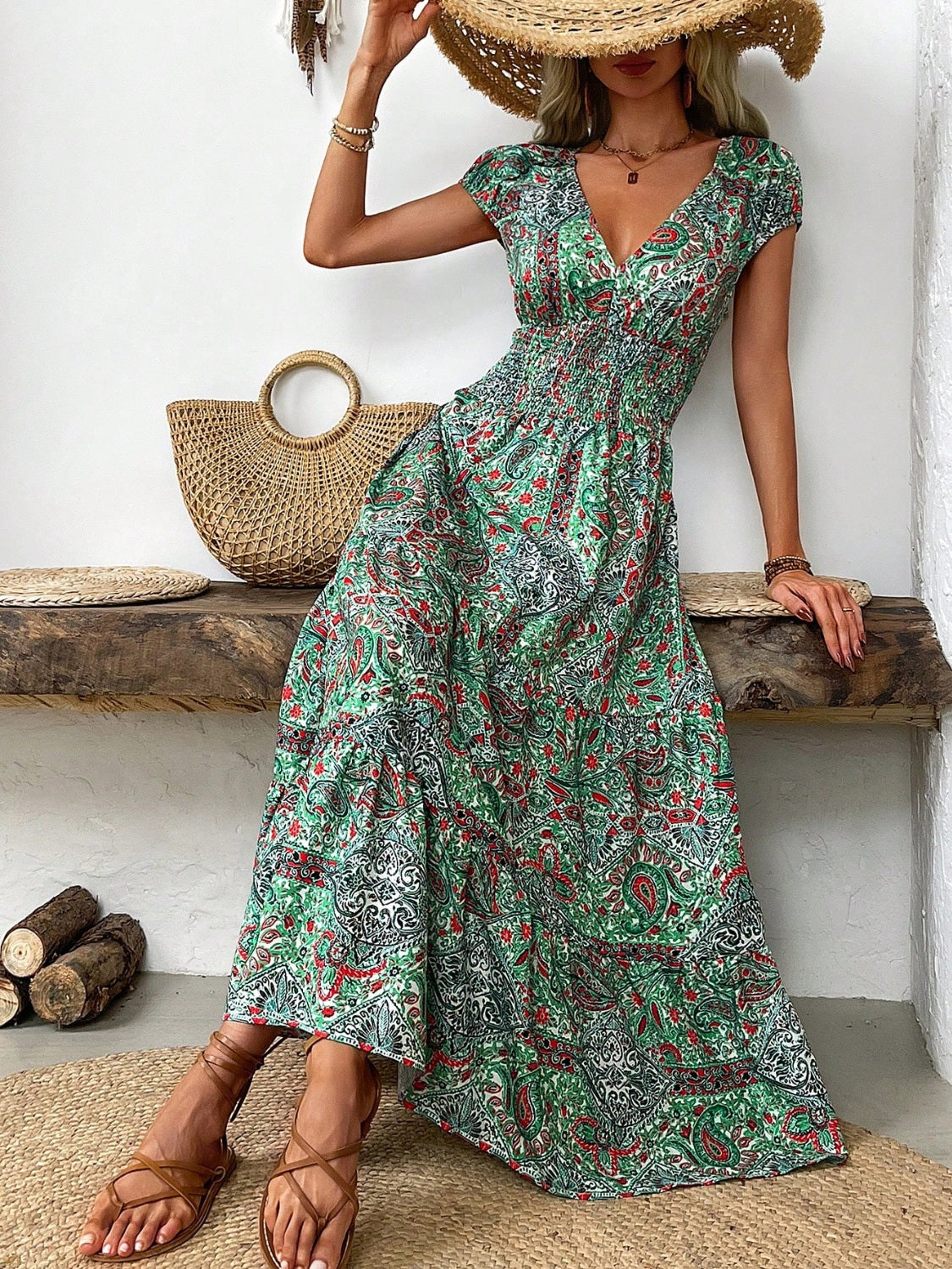 Smocked printed cap sleeve midi dress - green / s