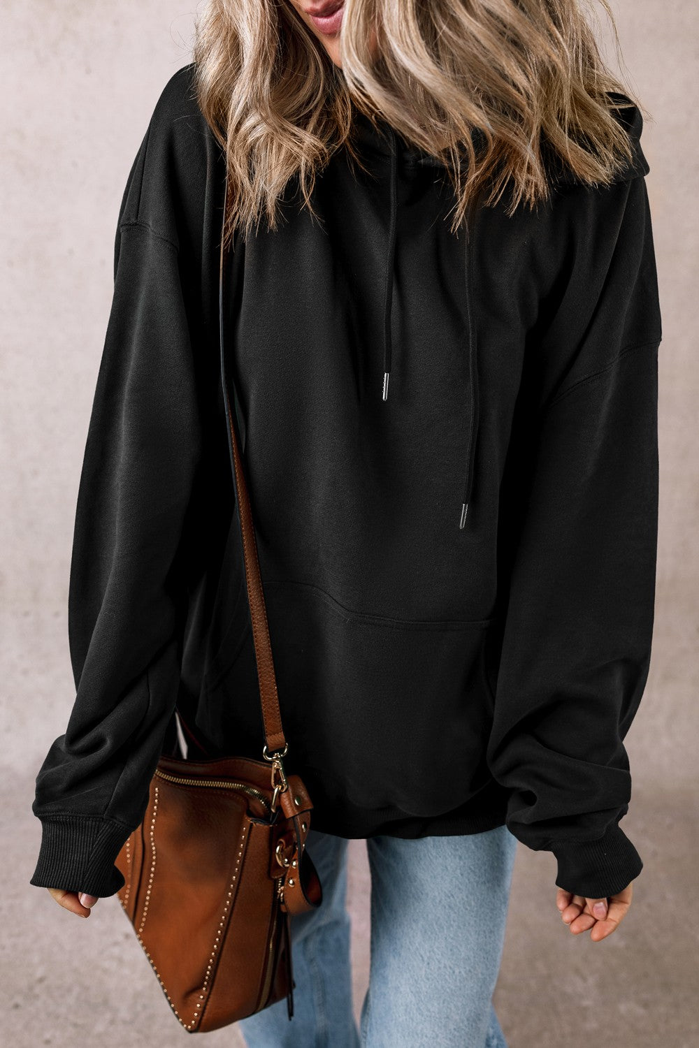 Drawstring pocketed long sleeve hoodie