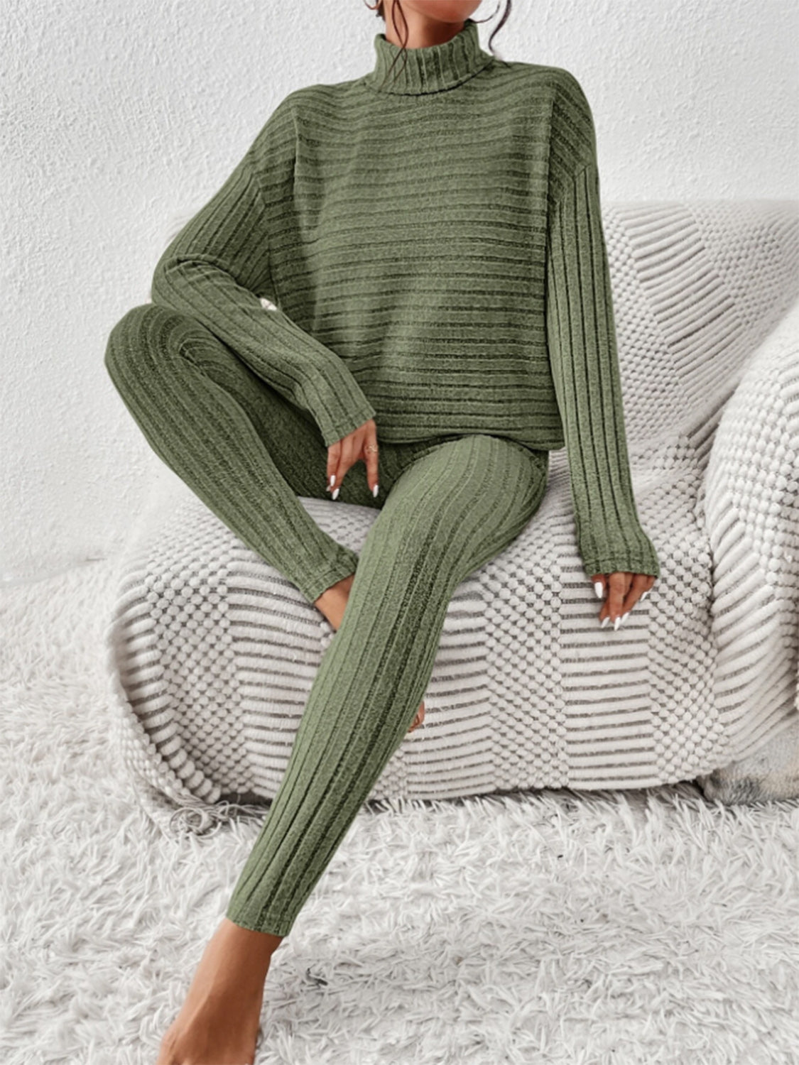 Ribbed turtleneck top and pants set