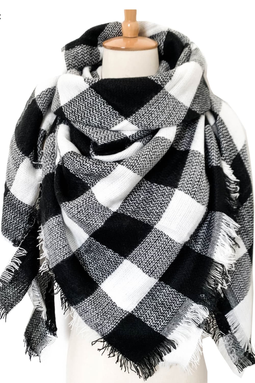 Plaid imitation cashmere scarf - black/white / one size