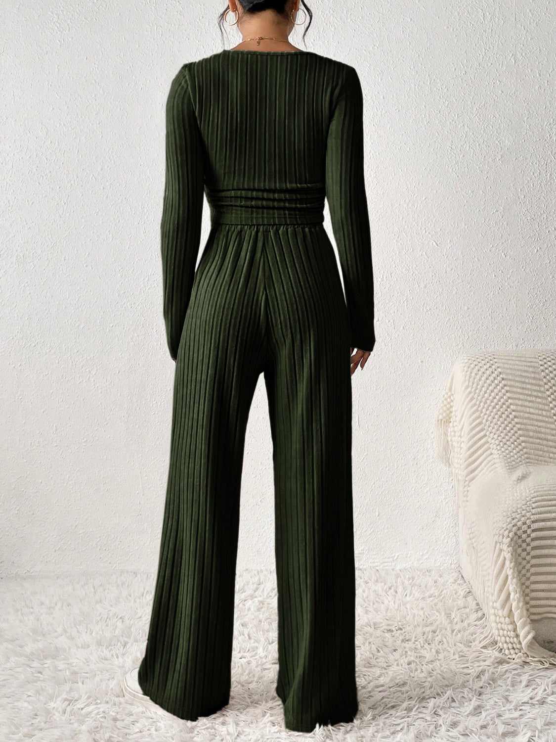 Scoop neck long sleeve top and pants set