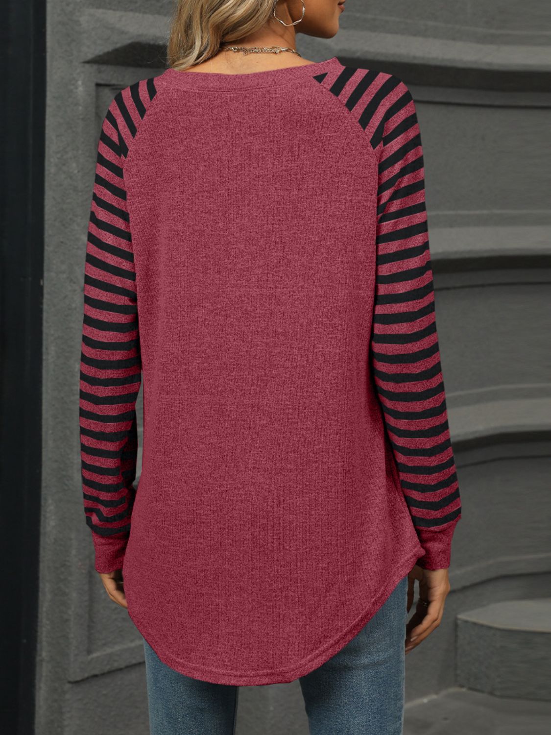 Striped round neck long sleeve t-shirt