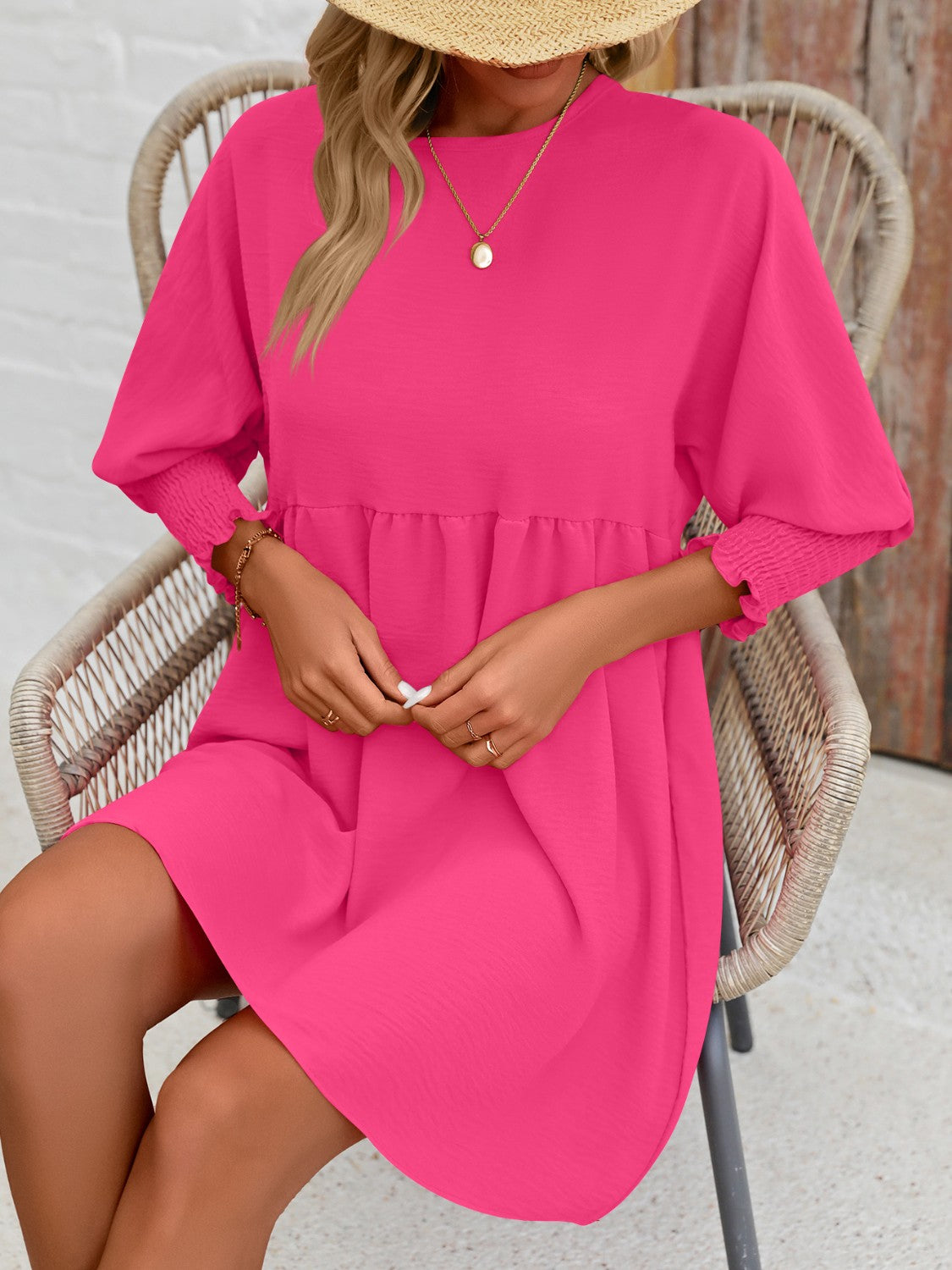 Round neck lantern sleeve mini dress