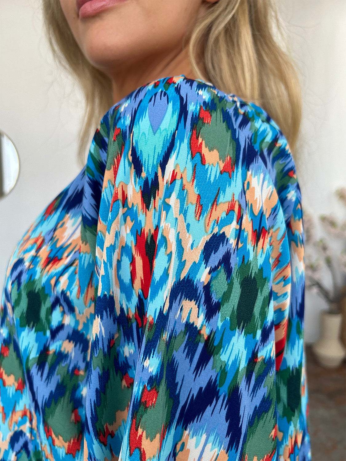 Double take full size printed balloon sleeve blouse