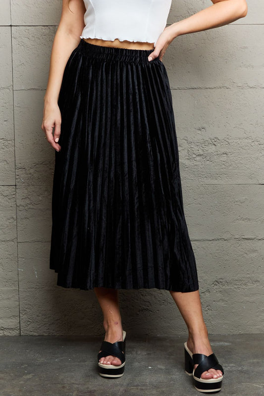 Ninexis accordion pleated flowy midi skirt - black / one size