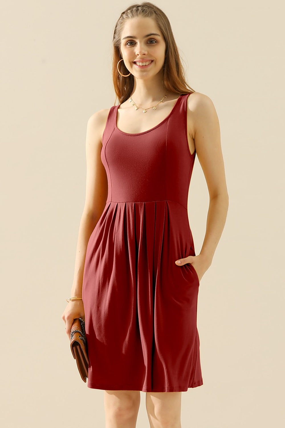 Doublju full size round neck ruched sleeveless dress with pockets - burgundy / s