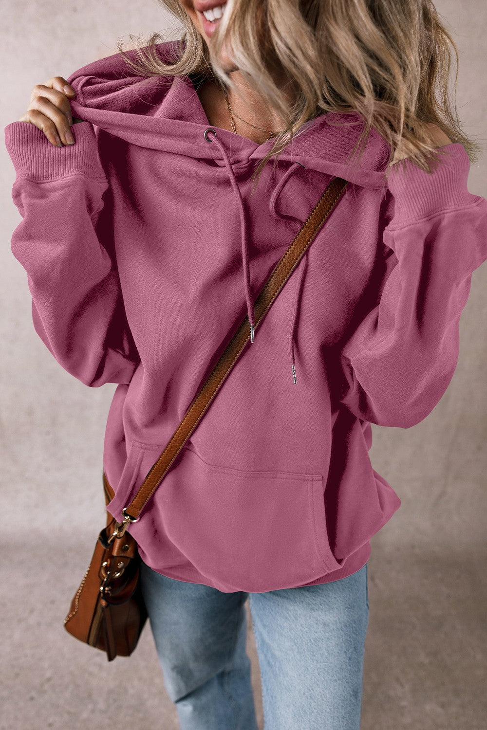 Drawstring pocketed long sleeve hoodie