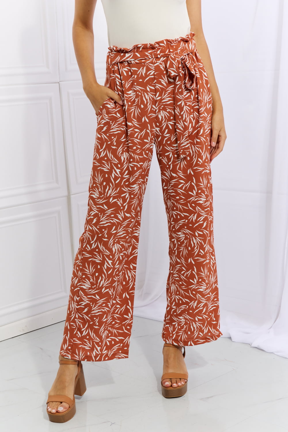 Heimish right angle full size geometric printed pants in red orange - orange-red / s