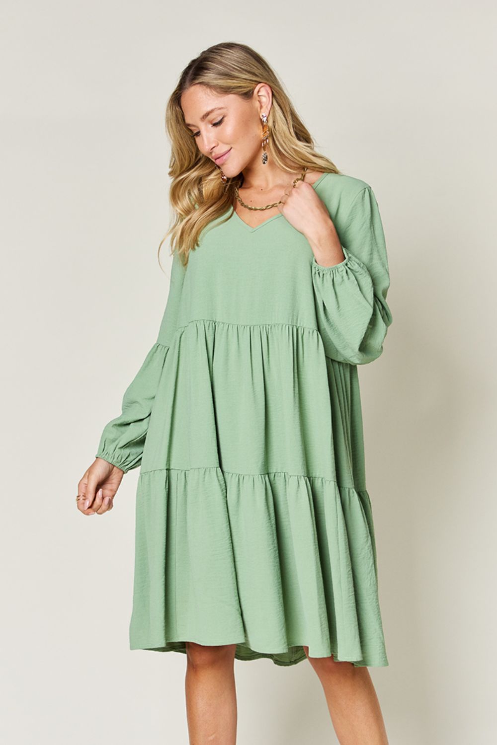 Double take full size v-neck balloon sleeve tiered dress with pockets - light green / s