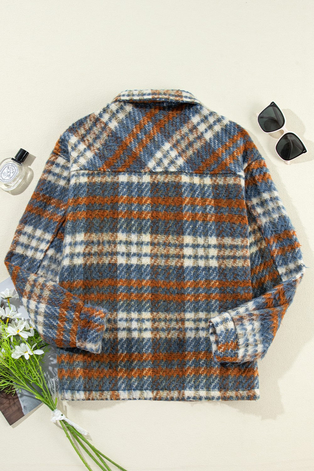 Plaid button up long sleeve jacket