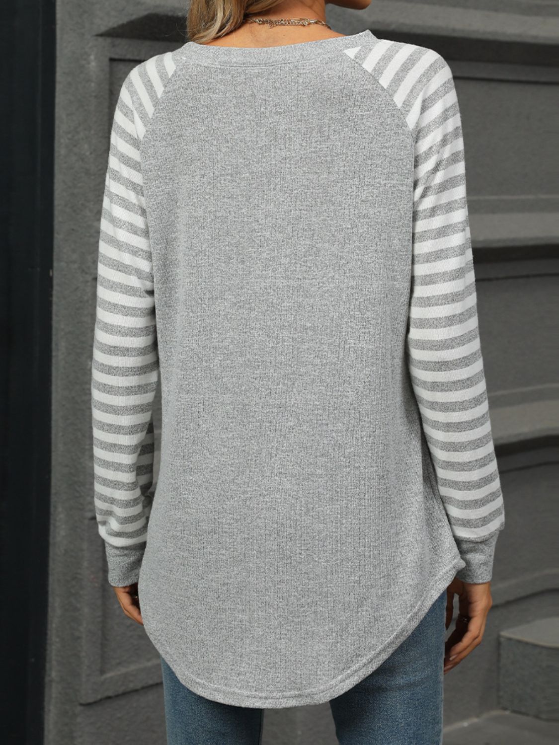 Striped round neck long sleeve t-shirt