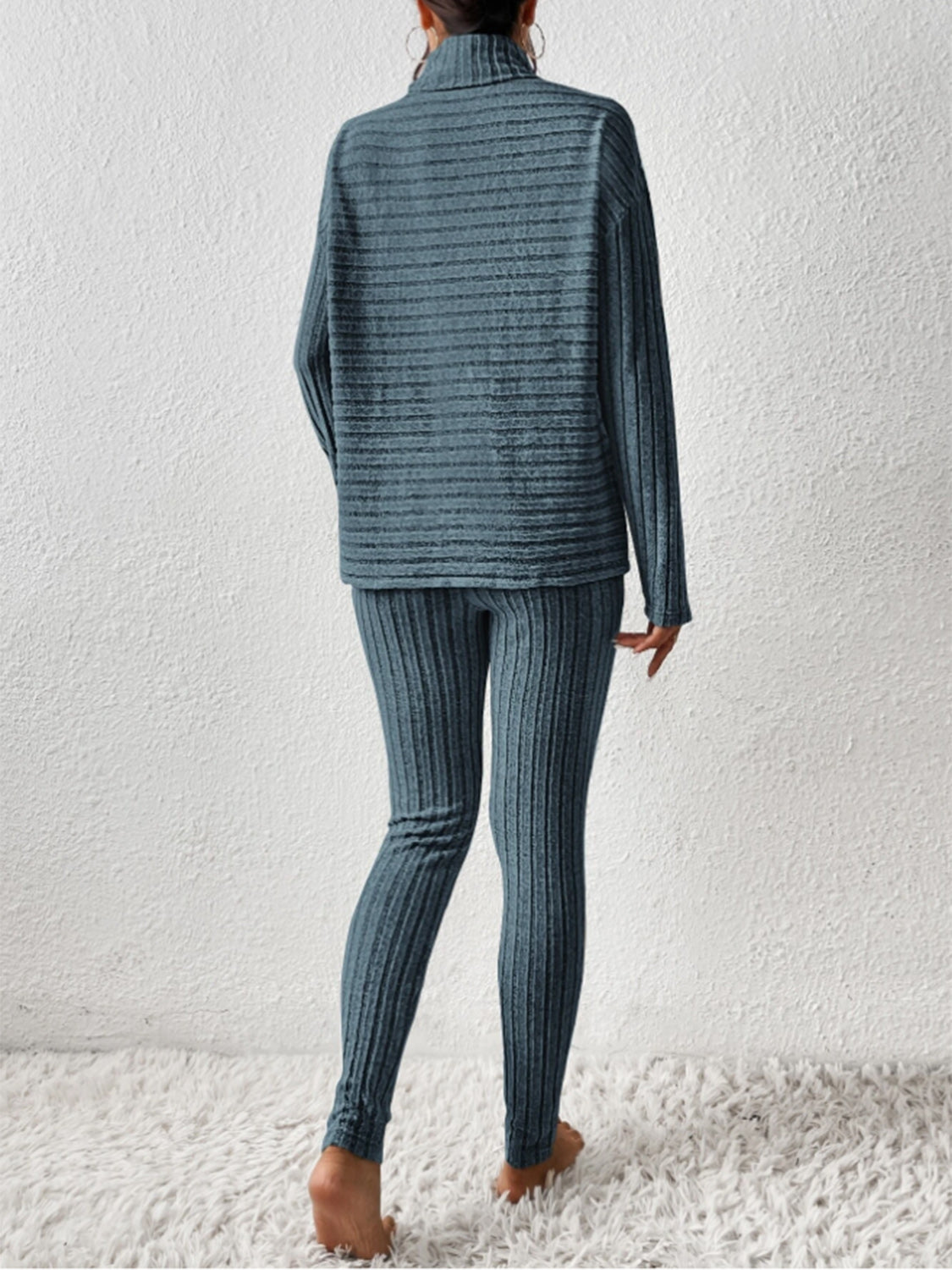 Ribbed turtleneck top and pants set