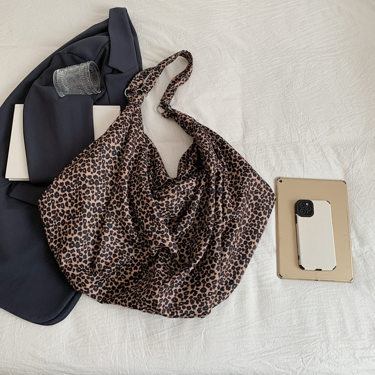 Leopard polyester tote bag