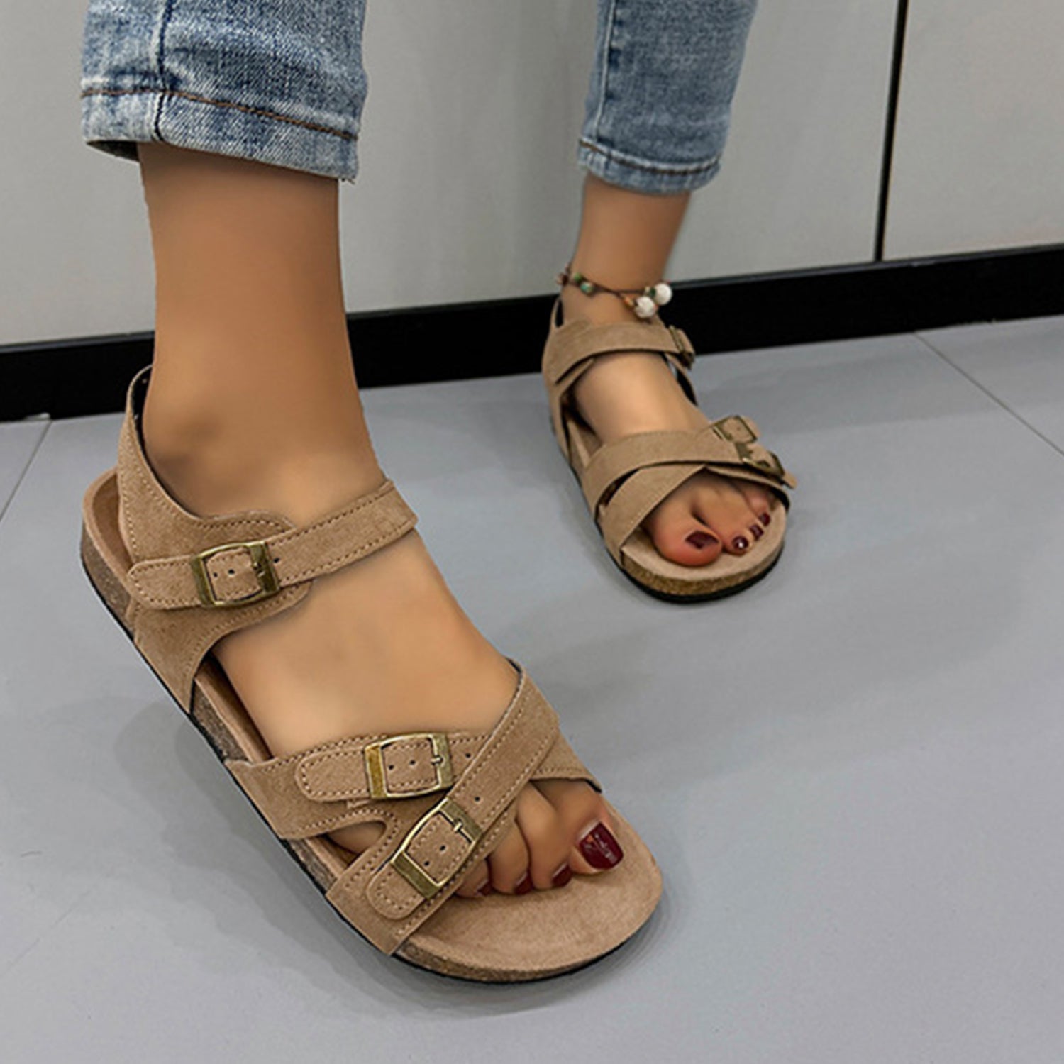 Open toe flat buckle sandals