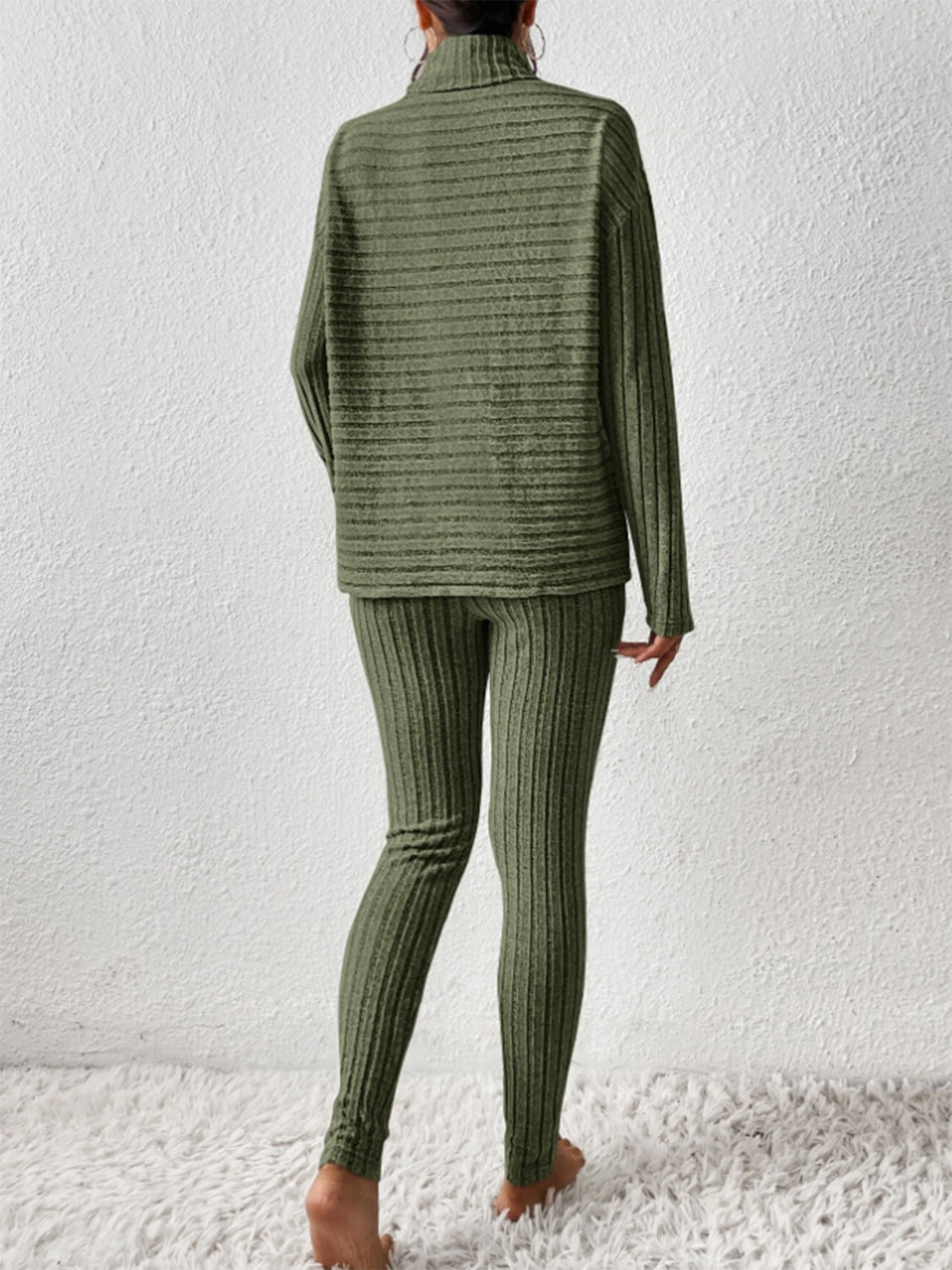 Ribbed turtleneck top and pants set