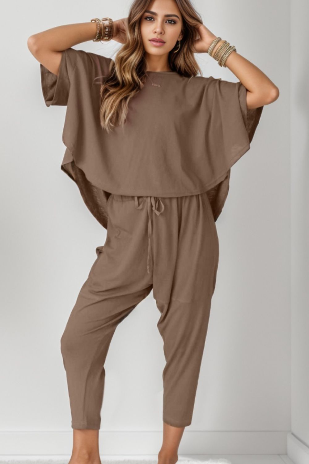 Round neck dropped shoulder top and pants set - mocha / s