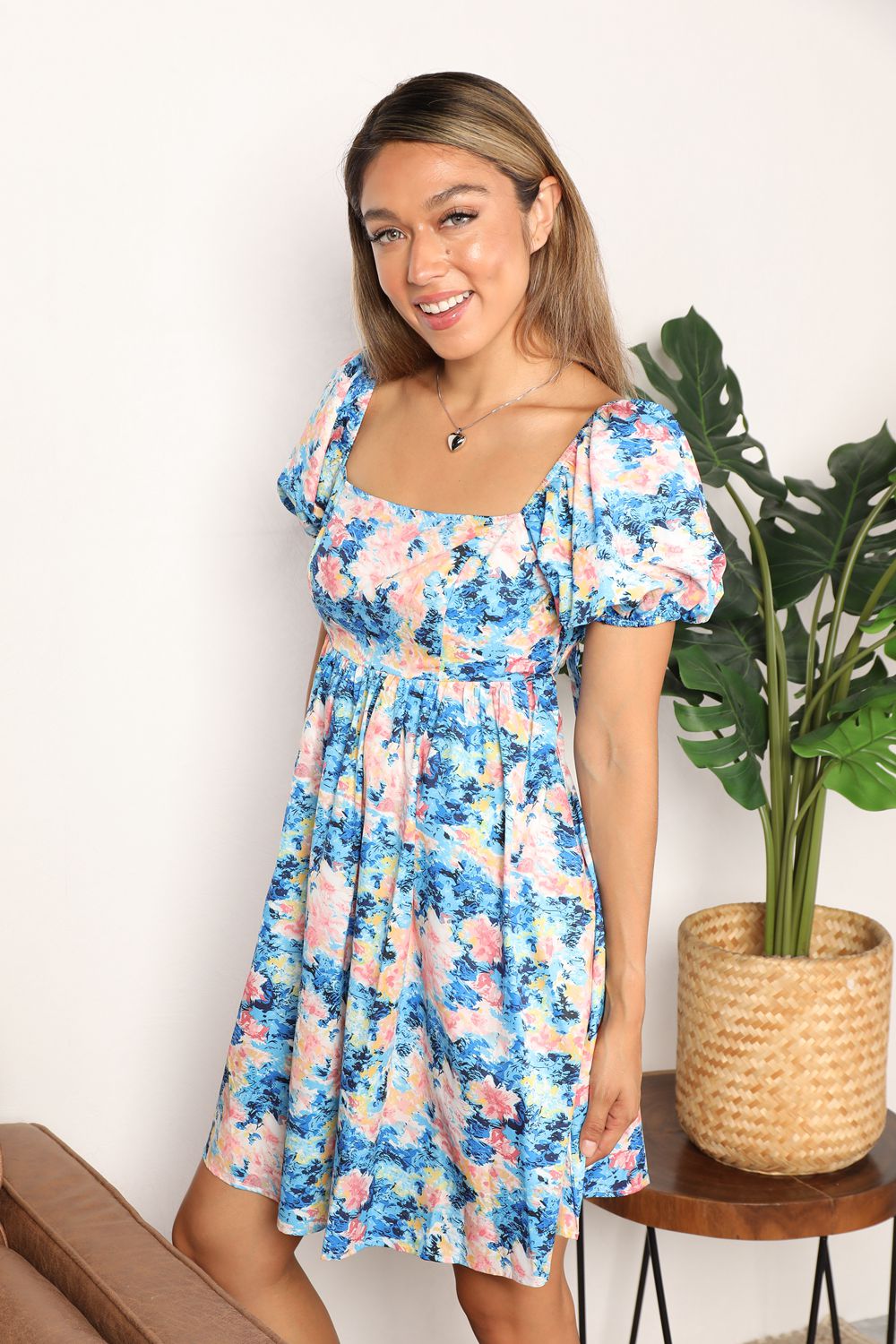 Floral square neck puff sleeve dress