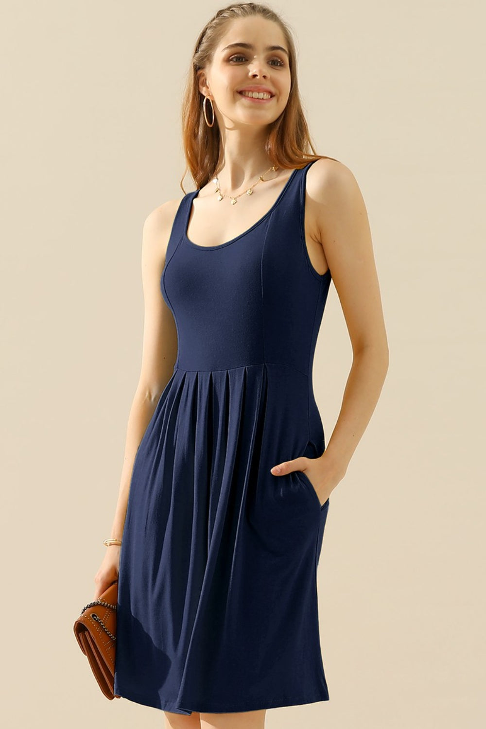 Doublju full size round neck ruched sleeveless dress with pockets - navy / s