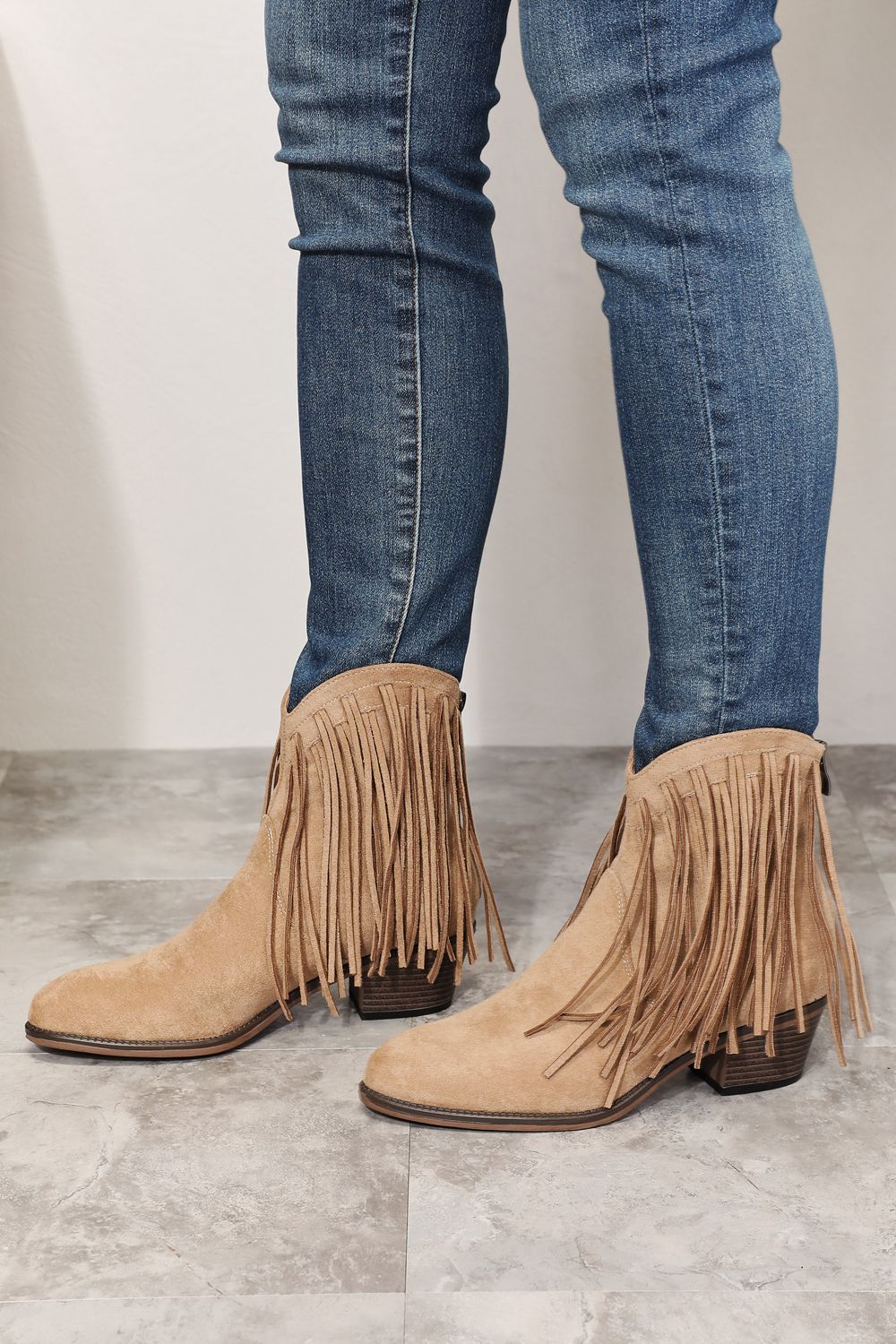 Legend women’s fringe cowboy western ankle boots