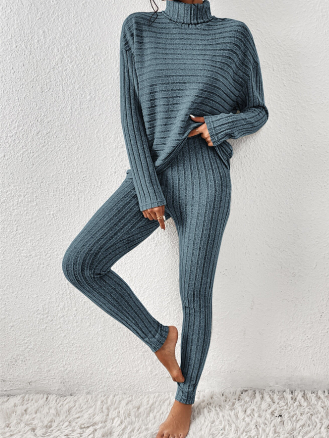 Ribbed turtleneck top and pants set - deep teal / s