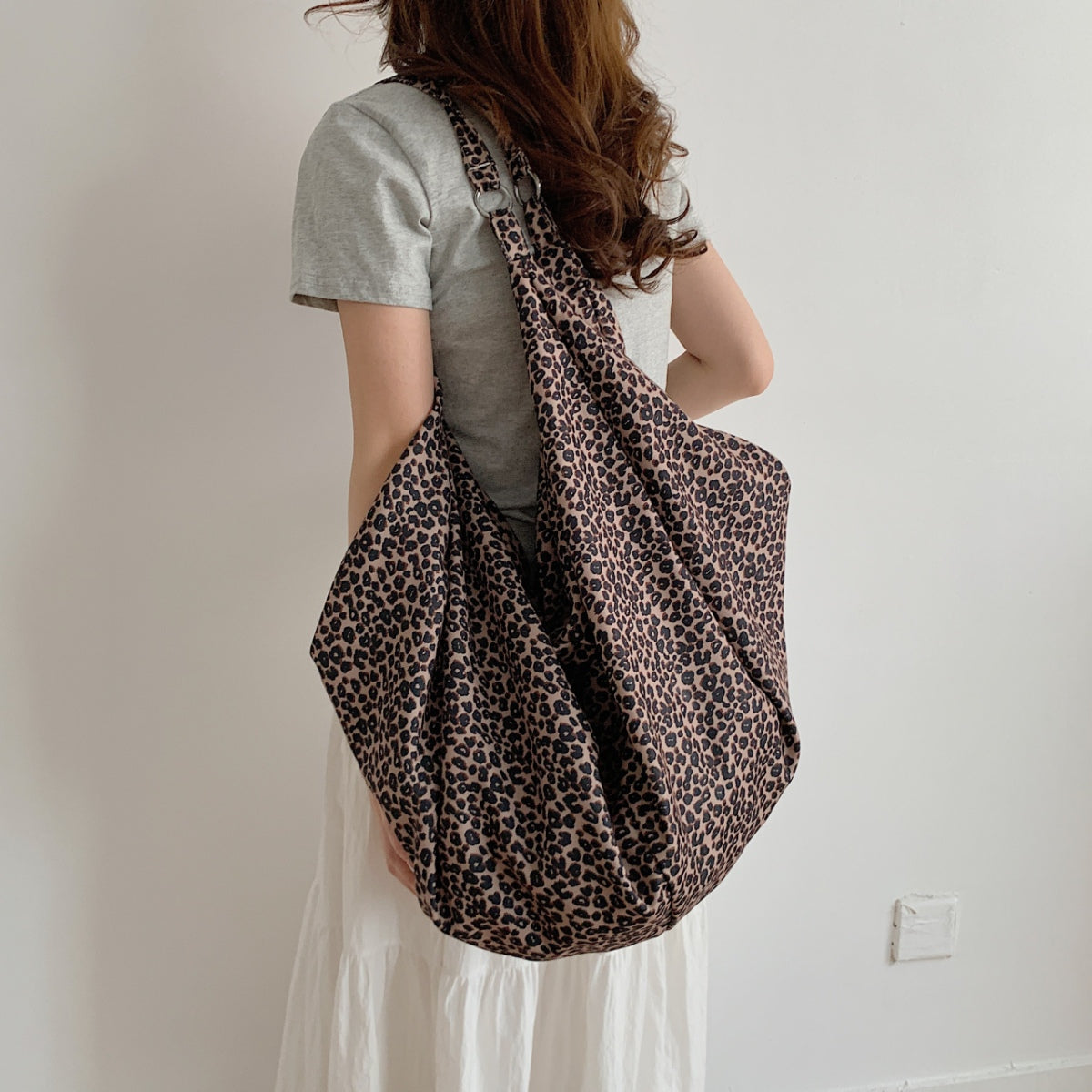 Leopard polyester tote bag