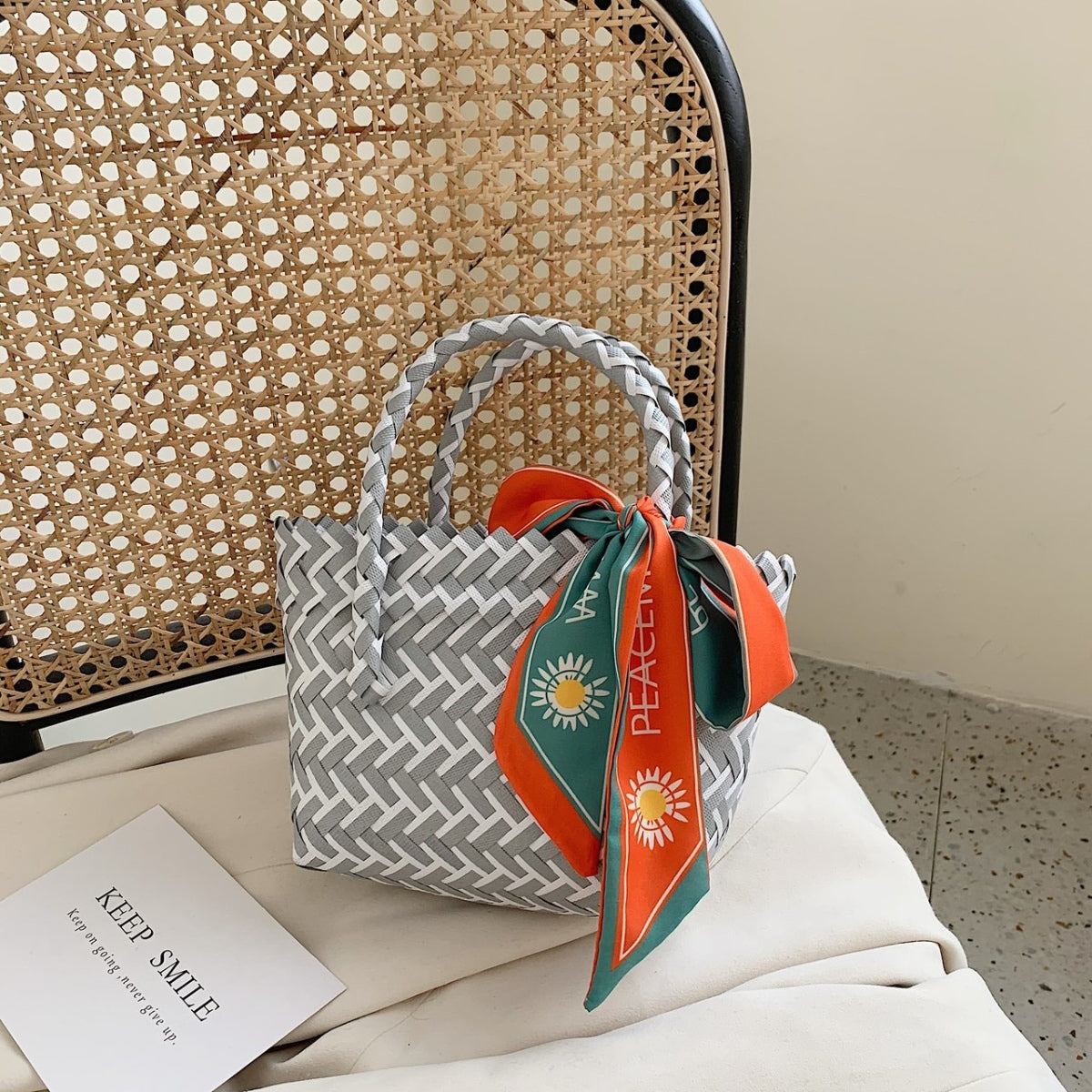 Contrast woven handbag with ribbon