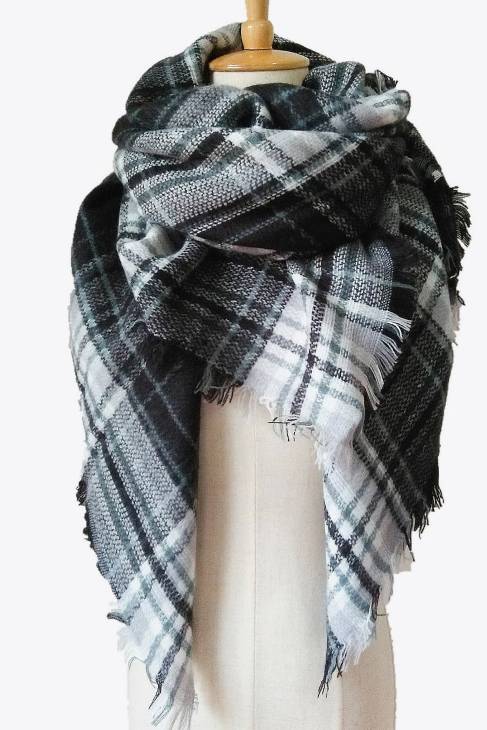 Plaid imitation cashmere scarf