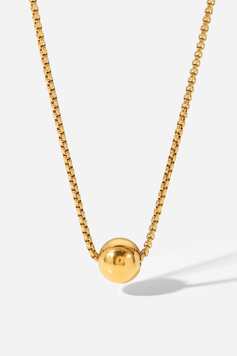 18k gold-plated round shape pendant necklace - gold / one size