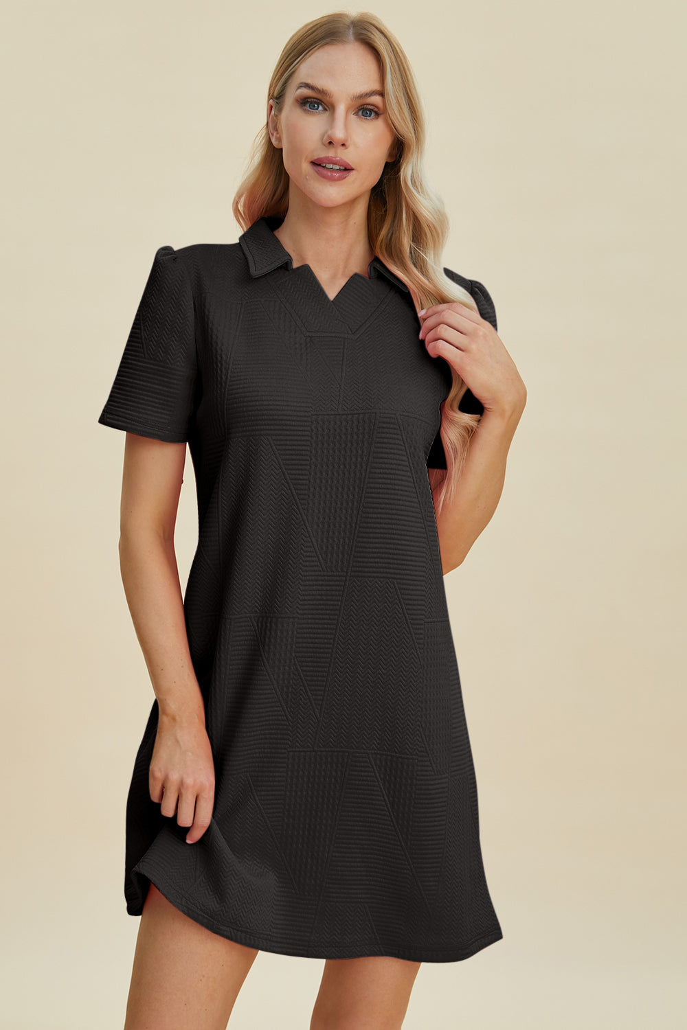 Double take full size texture short sleeve dress - black / s