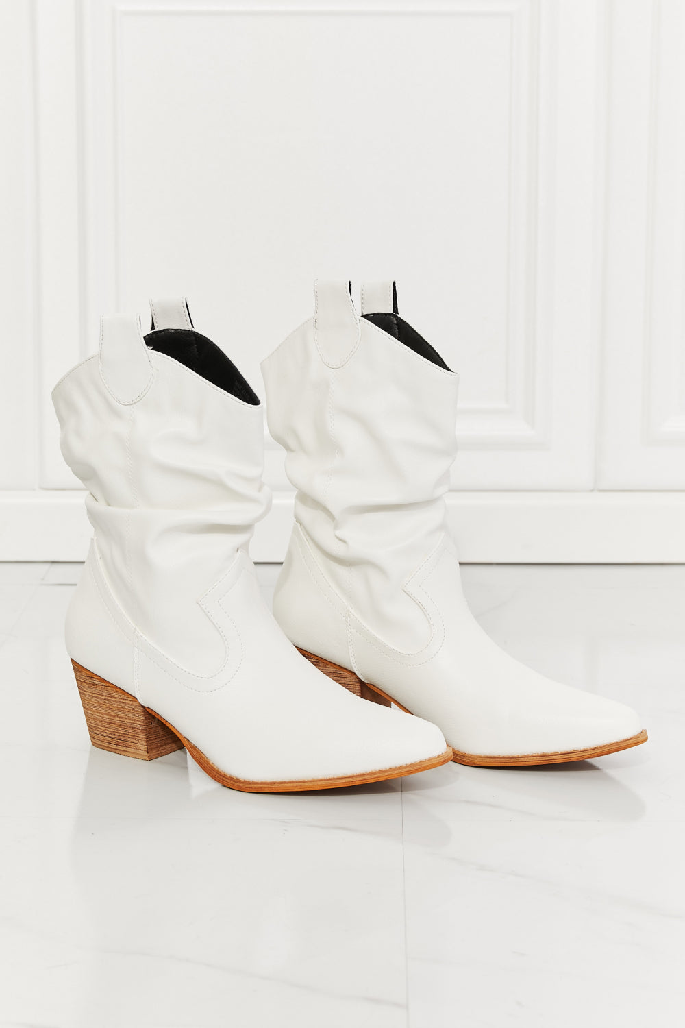 Mmshoes better in texas scrunch cowboy boots white