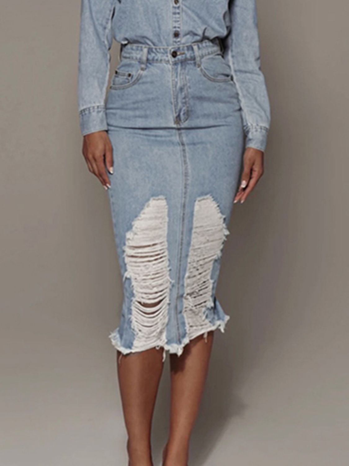 Distressed slit denim skirt - light / xs